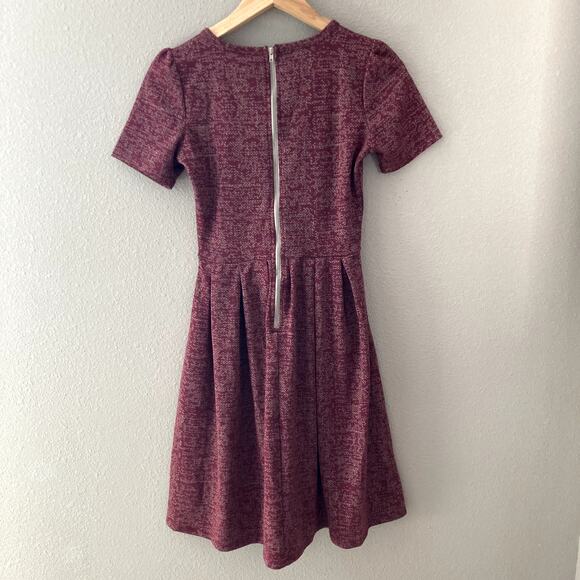 Lularoe Amelia Dress Short Sleeve Fit and Flare - Burgundy Maroon - XS - Picture 7 of 8